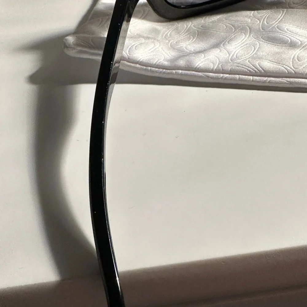 Authentic Oakley sunglasses RARE🦄 - Picture 3 of 8